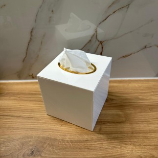TASCHENTUCHBOX IN QUADRATISCHER FORM