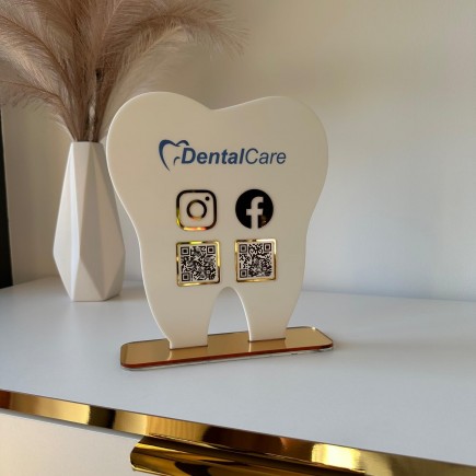 SCHILD MIT ZWEI QR-CODES ZAHN