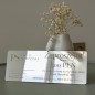 PREMIUM-GUTSCHEIN AUS ACRYL MIT GRAVUR IN SILBERNER SPIEGELOPTIK