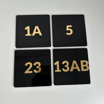 3D-NUMMERNSCHILD – 12 × 12 cm