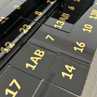 3D-NUMMERNSCHILD – 12 × 12 cm
