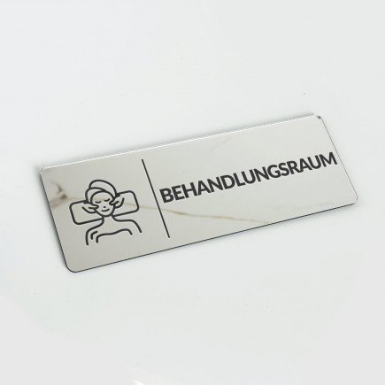 VERSPIEGELTES INFORMATIONSSCHILD BEHANDLUNGSRAUM