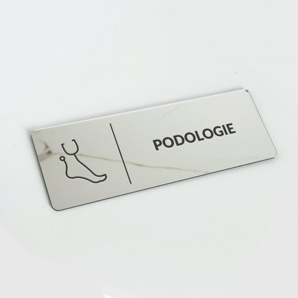VERSPIEGELTES INFORMATIONSSCHILD „PODOLOGIE“