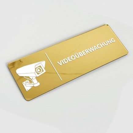 VERSPIEGELTES INFORMATIONSSCHILD „VIDEOÜBERWACHT“