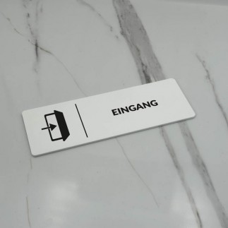 INFORMATIONSSCHILD EINGANG