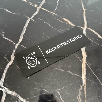 INFORMATIONSSCHILD KOSMETIKSTUDIO