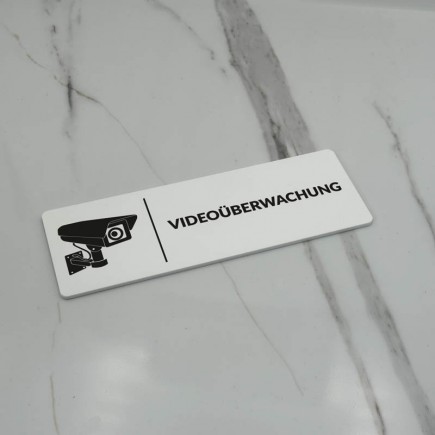 INFORMATIONSSCHILD VIDEOÜBERWACHT