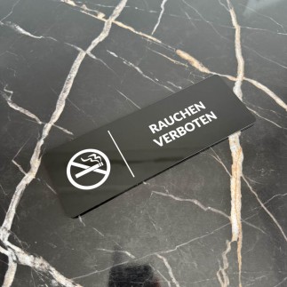 INFORMATIONSSCHILD RAUCHEN VERBOTEN