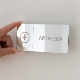 TABLICZKA INFORMACYJNA APTECZKA - GRAWER