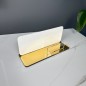 EXKLUSIVER VOUCHERHALTER IN WEISS-GOLD