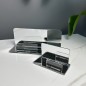 EXKLUSIVES SET AUS VOUCHERHALTER UND VISITENKARTENHALTER IN SILBERNER SPIEGELOPTIK