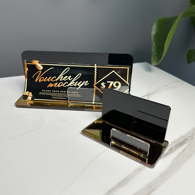 EXKLUSIVES SET AUS VOUCHERHALTER UND VISITENKARTENHALTER IN SCHWARZ-GOLD EXKLUSIVES SET AUS VOUCHERHALTER UND VISITENKARTENHALTER IN SCHWARZ-GOLD